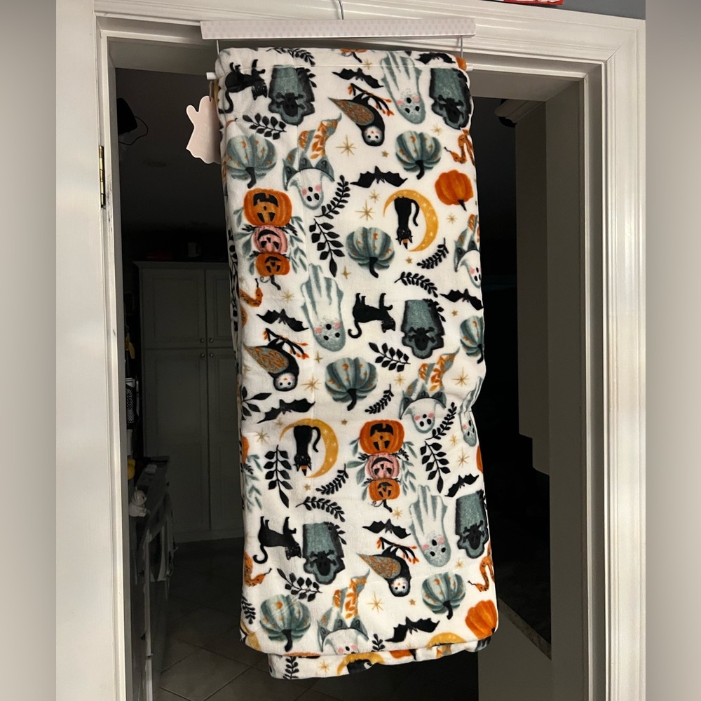 Cupcakes and Cashmere Halloween throw blanket!